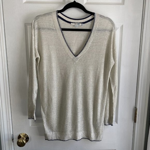 Boden Alice Linen V-neck Sweater -  size 8, silver/ivory with navy trim - Picture 1 of 8